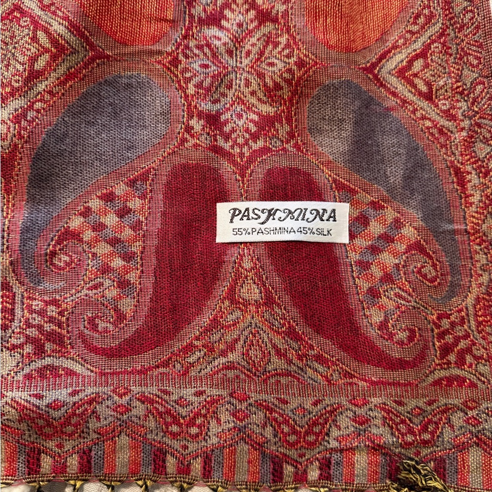 Pashmina Silk Wrap/Scarf Woven Paisley Print 74” x 28”